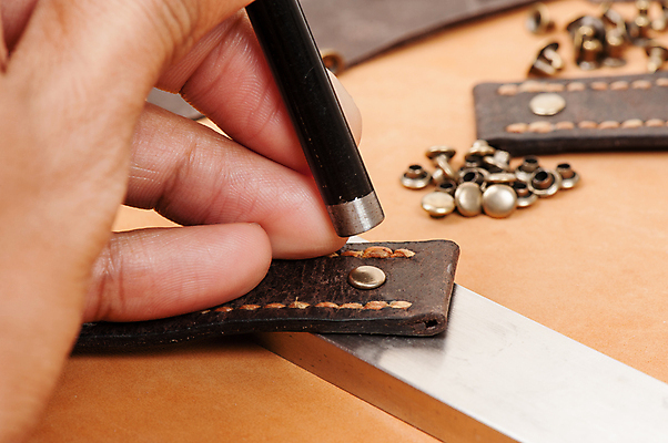 포토 JPG 해외이미지 옷 산업 사람없음 장식 빛 금속 공구 직물 작업 천 오브젝트 수공예 DIY 설정 핸드메이드 해외포토 재질 취미 도구 공예 파일형식 이미지허브