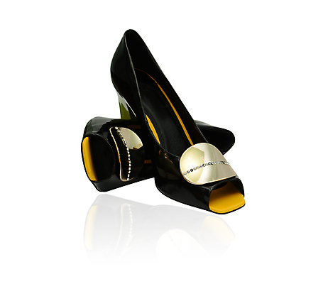 포토 JPG 해외이미지 라이프스타일 디자인 여자 신발 사람없음 빛 뷰티 유행 검은색 흰색 비즈니스우먼 쌍 클래식 우아함 구매 가죽 고립 양발 스타일 유일 해외포토 컬러 컨셉 비즈니스 사람 생활 쇼핑 직장인 파일형식 이미지허브