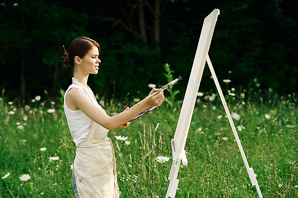 포토 JPG 해외이미지 주간 백인 라이프스타일 여자 자연 갈색머리 미술 한명 상반신 성인 취미 야외 옆모습 잡기 붓 그리기 숲 이젤 예술가 캔버스 화가 성인여자한명만 해외포토 자연요소 서양인 직업 1 헤어스타일 뷰포인트 모션 문화예술 사람 생활 미술도구 생태계 여자한명만 성인여자만 파일형식 이미지허브