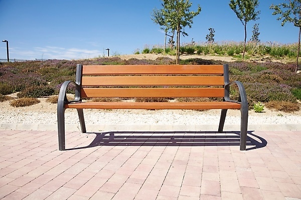 포토 JPG 해외이미지 나무 식물 외관 공원 유럽 가구 벤치 의자 건축양식 자연 휴식 새로움 거리 앉기 사람없음 야외 목재 장식 초록색 파란색 금속 정원 검은색 장비 조약돌 바위 시골 도시 스페인 관목 타일 일반 땅바닥 마드리드 해외포토 공공시설 건축 나라 컬러 생활용품 컨셉 재료 모션 재질 바닥 돌_바위 생태계 파일형식 이미지허브