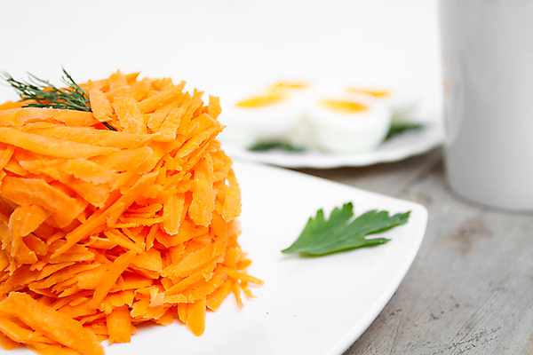 포토 JPG 해외이미지 접시 음식 백그라운드 채소 오렌지 재료 탁자 파슬리 건강 식이요법 요리 사람없음 목재 컵 초록색 계란 당근 샐러드 흰색 신선 아침식사 먹기 허브 유기농 날것 비타민 점심식사 딜 삶기 숙성 채식주의자 비건 해외포토 나무 식물 식기 웰빙 컬러 가구 과일 모션 뿌리채소 알 식사 채식 영양소 파일형식 이미지허브