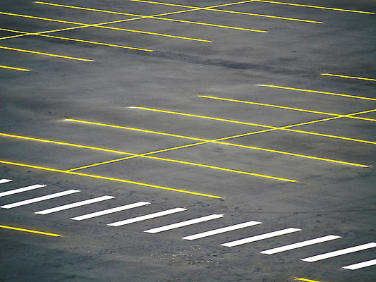 포토 JPG 해외이미지 외관 공원 선 패턴 비즈니스 자동차 새로움 거리 사람없음 가로 쇼핑 노란색 우주 검은색 페인트 줄무늬 흰색 도시 공항 주차 쇼핑몰 버리기 출퇴근 소매 나누기 제비 편리함 자동 줄서기 통근 반복 해외포토 공공시설 육상교통 컬러 컨셉 무늬 교통시설 모션 조류 수학 출근 사칙연산 파일형식 이미지허브