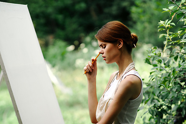 포토 JPG 해외이미지 주간 백인 라이프스타일 여자 자연 갈색머리 미술 한명 풍경 상반신 성인 취미 야외 옆모습 여름 잡기 붓 그리기 기름 숲 이젤 예술가 캔버스 화가 성인여자한명만 해외포토 자연요소 서양인 직업 1 헤어스타일 계절 음식 뷰포인트 모션 문화예술 사람 생활 미술도구 생태계 여자한명만 성인여자만 파일형식 이미지허브
