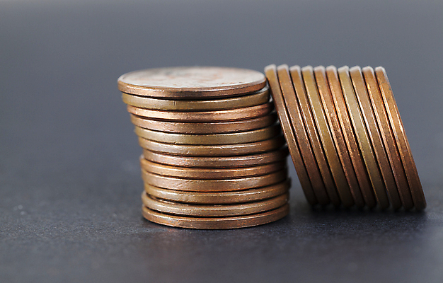 포토 JPG 해외이미지 종이 백그라운드 컨셉 돈 비즈니스 표면 사람없음 금융 경제 쌓기 달러 금속 동전 검은색 미국 원형 변화 닫기 작음 가난 투자 거짓말 구리 섞기 센트 수입 옛날 중고 페니 많음 비용 니켈 해외포토 도형 컬러 북아메리카 모션 재질 원소 재산 크기 파일형식 이미지허브