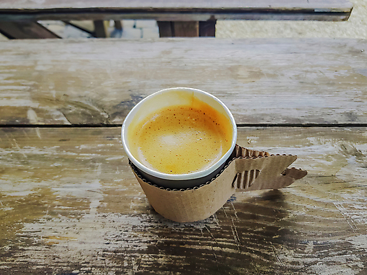 포토 JPG 해외이미지 종이 커피 음료 음식 백그라운드 유리 탁자 패스트푸드 사람없음 목재 컵 갈색 검은색 힘 거품 카페 흰색 신선 판넬 뜨거움 거친 액체 닫기 아침식사 일회용 컨테이너 크림 오브젝트 준비 질감 테이크아웃 아메리카노 에스프레소 판지 순간 카페인 토닉 해외포토 나무 식기 산업 컬러 가구 재료 모션 재질 상점 식사 인스턴트 파일형식 이미지허브