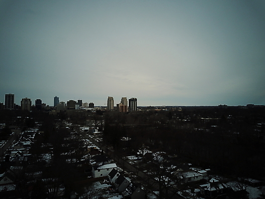 포토 JPG 해외이미지 여행 잎 캐나다 비즈니스 하늘 사람없음 야외 건물 가로 파란색 탑 고층빌딩 황혼 일몰 성장 가을 도시 개울 그룹 작업장 도심 저녁 큼 기중기 대학교 런던 시티라이프 콘도 스카이라인 개발 명승지 서쪽 웅장함 템스강 해외포토 식물 라이프스타일 건축물 계절 산업 컬러 북아메리카 학교 숙소 영국 잉글랜드 풍경 빌딩 강 노을 중장비 야간 크기 방향 파일형식 이미지허브