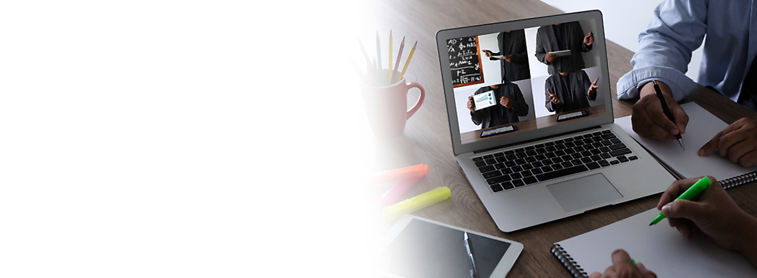 포토 JPG 해외이미지 1 남자 비즈니스 성공 주택 사람없음 검은색 업무 경영자 부름 온라인 가상 웨비나 해외포토 컬러 컨셉 모션 사람 건물 작업 리더 세미나 파일형식 언택트 이미지허브