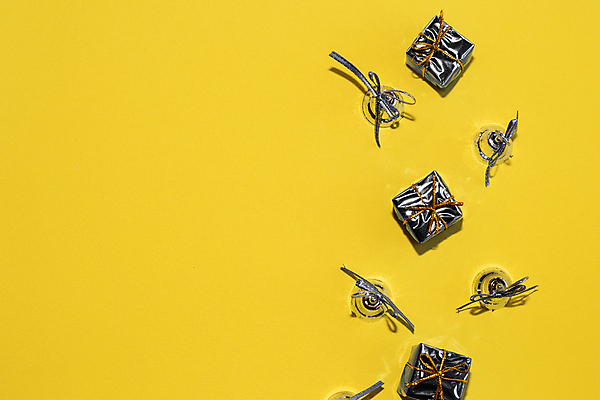 포토 JPG 해외이미지 디자인 행복 백그라운드 컨셉 크리스마스 패턴 추상 휴가 새해 흑백 이벤트 사람없음 장식 노란색 파티 유행 축제 회색 장식볼 축하 황금 연도 플랫레이 카피스페이스 미니멀리스트 미니멀 해외포토 기념일 감정 컬러 무늬 촬영기법 공백 플랫 파일형식 이미지허브