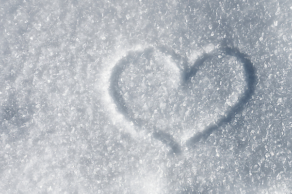 포토 JPG 해외이미지 계절 백그라운드 크리스마스 겨울 자연 표면 날씨 추상 휴가 사랑 사람없음 파란색 얼음 추위 흰색 하트 신선 큼 12월 크리스탈 묘사 질감 서리 엽서 부드러움 결정체 내추럴 해외포토 자연요소 모양 기념일 감정 컬러 무늬 감각 날짜 크기 광석 편지 생태계 파일형식 이미지허브