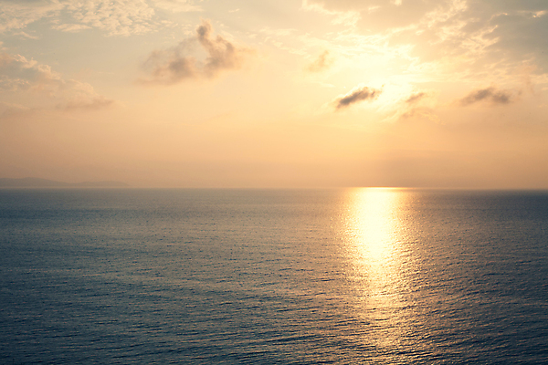 포토 JPG 해외이미지 모래 파도 바다 섬 여행 백그라운드 오렌지 자연 하늘 휴가 사람 풍경 사람없음 물 여름 빛 햇빛 태양 뷰티 황혼 일몰 놀람 새벽 꿈 낭만 지중해 깊이 환상 수평선 해외포토 자연요소 계절 감정 컨셉 과일 표정 노을 생태계 파일형식 이미지허브