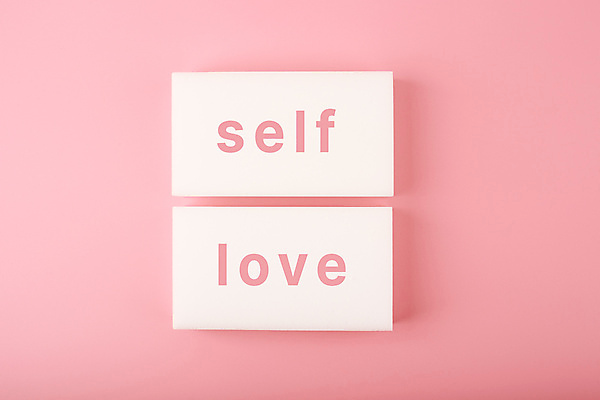 포토 JPG 해외이미지 라이프스타일 행복 감정 문장 분홍색 조각 컨셉 추상 휴식 아이디어 발렌타인데이 건강 종류 사랑 사람없음 믿음 희망 힘 낭만 마음 축하 마사지 자신감 심플 긍정 개성 감탄 구성 돌봄 셀프 헬프 미니멀 자극 정신건강 해외포토 문자 컬러 무늬 모션 데이이벤트 생활 도움 파일형식 이미지허브