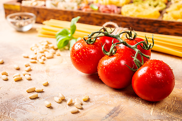 포토 JPG 해외이미지 전통 라이프스타일 음식 백그라운드 다이어트 토마토 채소 재료 파스타 건강 스파게티 요리 사람없음 빨간색 빛 주방 저녁식사 이탈리아 기구 시골 신선 오픈 클래식 상품 케첩 먹기 준비 유기농 올리브 레시피 통조림 바질 점심식사 볼로냐 살사댄스 입가심 채식주의자 핸드메이드 카피스페이스 해외포토 웰빙 열매 유럽 컬러 컨셉 모션 서양음식 생활 식사 공백 춤 소스_음식 채식 파일형식 이미지허브