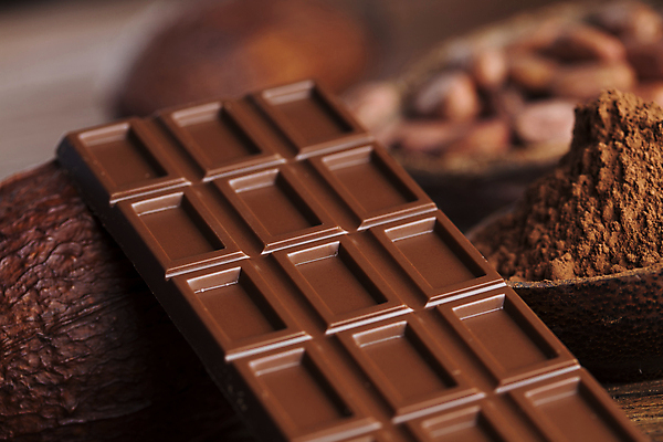 포토 JPG 해외이미지 디저트 사람없음 아웃포커스 쌓기 초콜릿 달콤 나무그릇 카카오열매 코코아가루 해외포토 그릇 열매 음식 모션 촬영기법 목재 맛 가루 카카오 파일형식 이미지허브