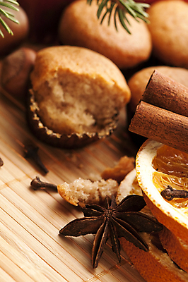 포토 JPG 해외이미지 나무 접시 음식 빵 백그라운드 크리스마스 오렌지 휴가 디저트 주택 따뜻함 사탕 요리 사람없음 케이크 맑음 침묵 빵집 대접 신선 소나무 선택 아침식사 설탕 컵케이크 굽기 먹기 향신료 냅킨 브런치 머핀 부스러기 시나몬 탄수화물 핸드메이드 맛있는 안락 해외포토 식물 식기 기념일 컨셉 과일 모션 날씨 건물 상점 식사 소리 구이 향미료 파일형식 이미지허브