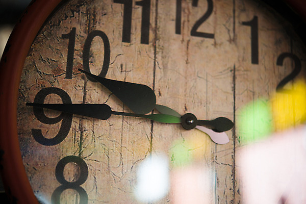 포토 JPG 해외이미지 디자인 얼굴 벽 시계 백그라운드 2 패턴 화살 미술 사람없음 장식 숫자 금속 수확 골동품 흰색 시간 원형 황금 오브젝트 복고 통과 고립 구역 로마인 분 옛날 스타일 해외포토 도형 문자 컬러 무늬 농업 재질 문화예술 인종 신체부위 파일형식 이미지허브