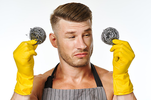 포토 JPG 해외이미지 백인 응시 남자 가사 한명 상반신 성인 앞치마 청소 흰배경 근육질 고무장갑 철수세미 성인남자한명만 해외포토 서양인 1 시선 장갑 백그라운드 근육 사람 흰색 몸매 고무 수세미 남자한명만 성인남자만 파일형식 이미지허브