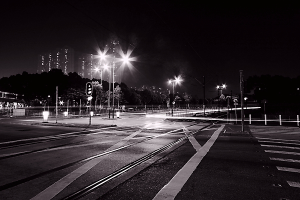 포토 JPG 해외이미지 아시아 도로 선 여행 백그라운드 이동 비즈니스 건축양식 교통시설 모션 추상 거리 사람없음 건물 빛 도시풍경 검은색 중국 어둠 황혼 새벽 운전 기차 흰색 도시 도심 전철 야간 저녁 소프트포커스 속도 장면 타운 홍콩 블러 해외포토 자연요소 건축물 건축 나라 길 육상교통 컬러 교통 컨셉 무늬 대중교통 촬영기법 풍경 일몰 시설 파일형식 이미지허브
