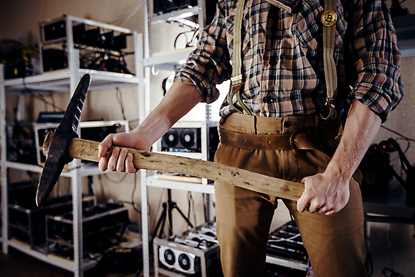 포토 JPG 해외이미지 손 남자 포즈 돈 인터넷 근육 노동자 한명 성인 건물 경제 전자제품 컴퓨터 사무실 농장 동전 웹 힘 공구 잡기 업무 원형 황금 선택 암호 심볼 사인 근육질 몸통 무거움 정맥 광부 해외포토 도형 직업 1 건축물 컨셉 농업 비즈니스 모션 사람 신체부위 도구 작업 재산 무게 몸매 혈관 파일형식 이미지허브