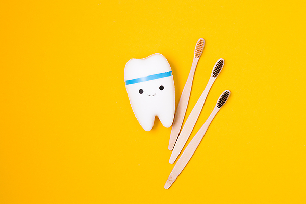 포토 JPG 해외이미지 모델 직업 라이프스타일 분홍색 백그라운드 컨셉 건강 치과 병원 사람없음 치료 장난감 약 노란색 맑음 장비 흰색 기구 공구 신선 붓 업무 입 치아 칫솔 플라스틱 오브젝트 치과의사 치약 구성 돌봄 위생관리 치아교정 카피스페이스 해외포토 컬러 의학 모션 재질 날씨 관리 생활 신체부위 위생용품 공백 의사 도구 작업 소화기관 교정 파일형식 이미지허브