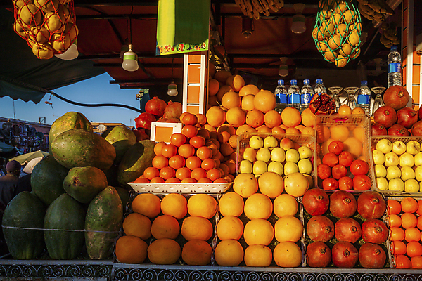 포토 JPG 해외이미지 여행 오렌지 과일 건축양식 아프리카 하늘 거리 파노라마 사람없음 야외 일출 맑음 일몰 주스 추위 도시 도심 정사각형 시티라이프 타운 스카이라인 모로코 빛망울 구시가지 메디나 옛날 해외포토 도형 라이프스타일 건축 나라 음료 날씨 촬영기법 빛 노을 파일형식 이미지허브
