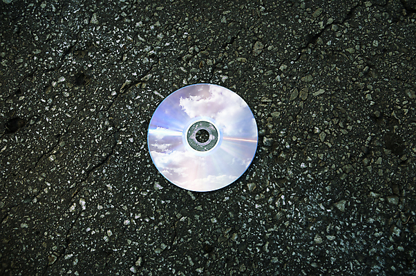 포토 JPG 해외이미지 구름 음악 컨셉 노래 거리 사람없음 여름 반사 디지털 소리 CD 도시 디스크 휴게실 혼합 아스팔트 DJ 필름 심볼 오브젝트 파일 디스코 재즈 DVD 랩 멜로디 해외포토 자연요소 계절 도로 문화예술 춤 질병 파일형식 이미지허브