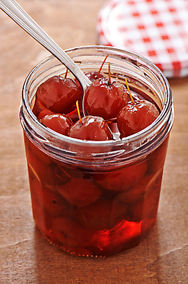 포토 JPG 해외이미지 식물 계절 음식 다이어트 과일 재료 자연 유리 디저트 주택 건강 요리 사람없음 빨간색 숟가락 뚜껑 신선 항아리 달콤 맛 사과 상품 작음 잼 먹기 준비 유기농 날것 시럽 젤리 칼로리 내추럴 마멀레이드 핸드메이드 해외포토 웰빙 컬러 컨셉 모션 재질 수저 건물 도자기 소스_음식 크기 생태계 파일형식 이미지허브