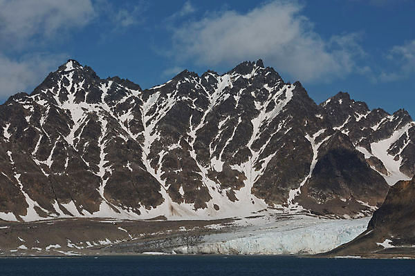 포토 JPG 해외이미지 바다 여행 겨울 자연 하늘 산 노르웨이 사람없음 물 파란색 환경 냉동 얼음 절벽 추위 탐험 북극 빙하 멀리 모나코 원정 절정 해외포토 자연요소 계절 유럽 컬러 극지방 생태계 파일형식 이미지허브