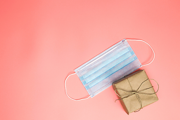 포토 JPG 해외이미지 모양 디자인 행복 리본 분홍색 백그라운드 컨셉 포장 엄마 휴가 발렌타인데이 건강 선물 사랑 가면 안전 사람없음 장식 선물상자 상자 건강관리 낭만 하트 축하 인사 생일 바이러스 보호 질병 심볼 예방 감염 전염병 카피스페이스 어머니의날 해외포토 기념일 감정 컬러 의학 가족 데이이벤트 관리 공백 예절 미국문화 파일형식 이미지허브