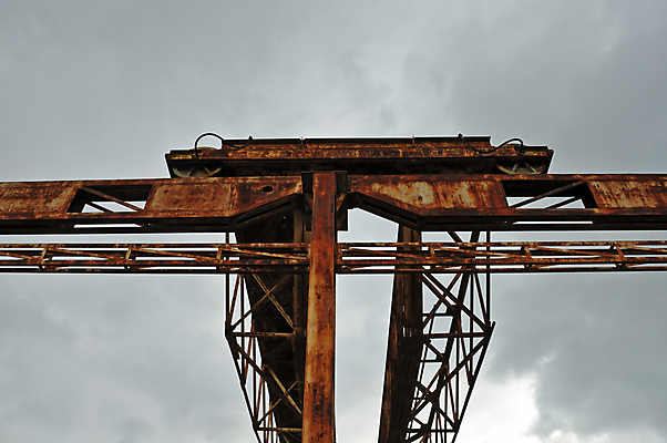 포토 JPG 해외이미지 산업 선 백그라운드 공장 날씨 추상 사람없음 금속 기계 페인트 장비 수확 공구 기둥 도시 미끄러짐 철 버리기 묘사 기중기 부식 폐허 질감 대리석 판 그런지 석판 실린더 썩음 옛날 철강 커터 해외포토 건축 무늬 농업 재료 공업 모션 재질 도구 중장비 파일형식 이미지허브