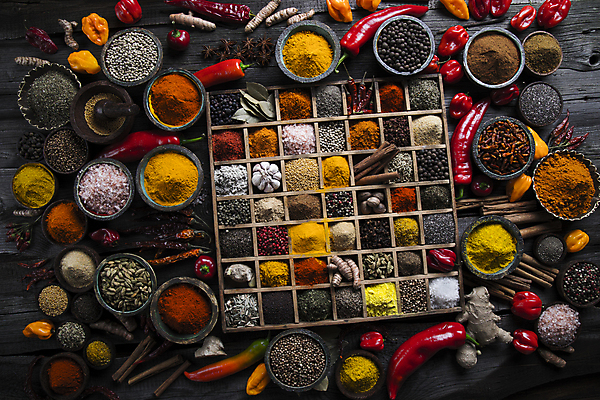 포토 JPG 해외이미지 백그라운드 고추 탁자 파프리카 건강 요리 씨앗 사람없음 목재 빨간색 컬러풀 노란색 숟가락 신선 양념 조미료 사발 혼합 가루 허브 향신료 매움 소금 모자이크 향 후추 카레 성분 마살라 사프란 세이지 시나몬 월계수 강황 많음 해외포토 나무 식물 음식 컬러 가구 컨셉 채소 식재료 재료 수저 사기그릇 맛 향미료 파일형식 이미지허브