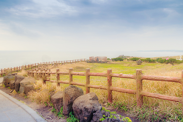포토 JPG 해외이미지 구름 도로 음식 바다 섬 여행 자연 하늘 새로움 산 건조 한국 풍경 사람없음 야외 초록색 물 파란색 태양 뷰티 흰색 도시 재산 오징어 호기심 화산 상승 분화구 북쪽 타운 남쪽 내추럴 절정 수평선 해외포토 자연요소 감정 아시아 길 컬러 컨셉 교통시설 연체동물 금융 수중동물 방향 생태계 파일형식 이미지허브