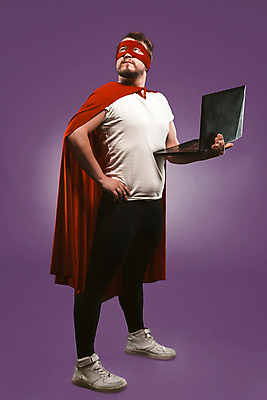 포토 JPG 해외이미지 남자 포즈 인터넷 비즈니스 통신 모바일 노동자 한명 빨간색 노트북 컴퓨터 글로벌 사무실 알약 스크린 모니터 공책 힘 장비 터치 정보 비즈니스맨 용기 수비 망토 경영자 보안 부름 영웅 전사 슈퍼히어로 프리랜서 힘찬 해외포토 직업 1 그릇 컬러 컨셉 모션 문구용품 안전 사람 전자제품 약 직장인 리더 파일형식 이미지허브