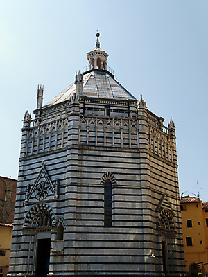 포토 JPG 해외이미지 유럽 기독교 종교 조각 여행 건축양식 하늘 출입구 미술 사람 사람없음 건물 장식 교회 문 이탈리아 궁전 천주교 흰색 중세 아치 정사각형 대리석 타운 천연기념물 로마네스크 옛날 토스카나 해외포토 도형 건축물 건축 나라 컬러 고건축 재료 종교건축 문화예술 도시 역사 파일형식 이미지허브