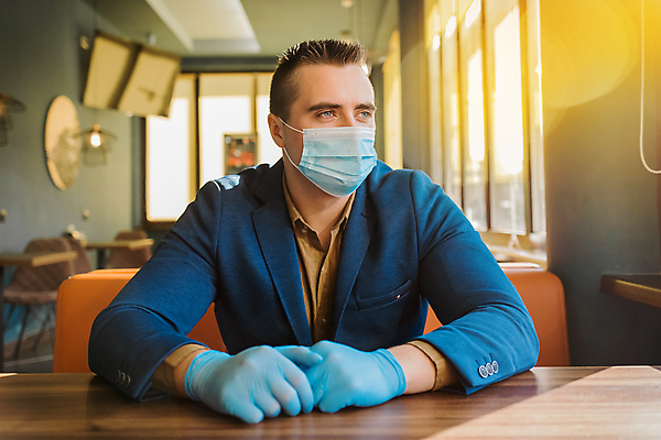 포토 JPG 해외이미지 백인 모델 직업 라이프스타일 손 남자 장갑 백그라운드 비즈니스 탁자 성공 건강 가면 마스크 한명 서기 안전 사람 앉기 정장 성인 치료 파란색 약 유행 장비 간호사 의사 업무 비즈니스맨 자신감 수술 바이러스 보호 외과 돌봄 위생관리 스타일 해외포토 서양인 1 잡화 옷 감정 컬러 가구 컨셉 의학 모션 병원 관리 생활 신체부위 의료진 작업 직장인 파일형식 이미지허브