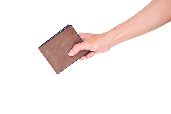 포토 JPG 해외이미지 손 남자 클리핑패스 백그라운드 컨셉 돈 비즈니스 사람 사람없음 금융 경제 쇼핑 검은색 저축 흰색 잡기 비즈니스맨 오픈 지갑 가난 가죽 검색 문제 보여주기 빈털터리 파산 빚 고립 우울증 위기 해외포토 컬러 모션 신체부위 직장인 재산 질병 파일형식 이미지허브