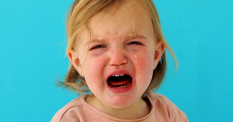 포토 JPG 해외이미지 백인 얼굴 어린이 한명 사람 파란색 머리 소리 외침 고통 슬픔 성장 분노 흰색 표현 아기 신생아 입 찡그림 좌절 질병 울음 작음 눈물 파란배경 문제 불만 걸음마 고립 비명 치통 해외포토 서양인 1 감정 컬러 백그라운드 컨셉 의학 모션 표정 신체부위 크기 파일형식 이미지허브