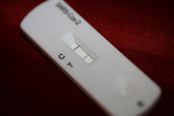 포토 JPG 해외이미지 과학 유리 병원 실험 사람없음 약 반사 장비 흰색 작업 액체 실험실 바이러스 질병 컨테이너 연구원 가득함 과학자 플라스크 분석 측정 비커 미생물 튜브 발견 조제 백신 분석가 전염병 화학물질 해외포토 직업 산업 컬러 컨셉 의학 재질 생물 실험기구 화학 만들기 학자 파일형식 이미지허브