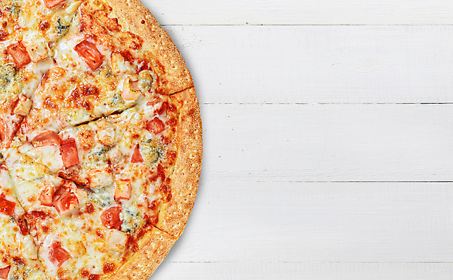 포토 JPG 해외이미지 피자 패스트푸드 실내 사람없음 하이앵글 흰배경 콤비네이션피자 카피스페이스 나무배경 해외포토 뷰포인트 백그라운드 서양음식 내부 공백 흰색 인스턴트 파일형식 이미지허브