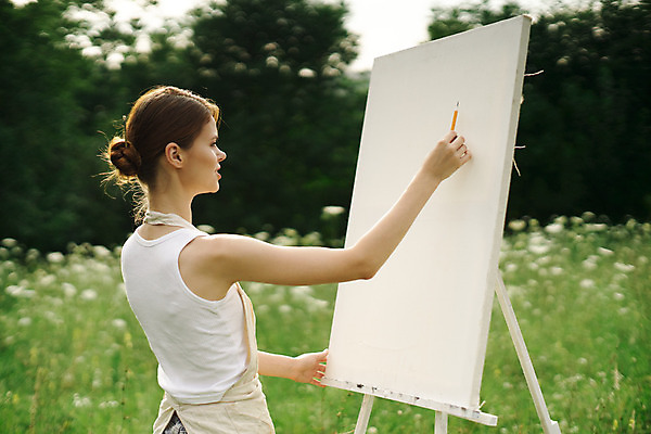 포토 JPG 해외이미지 주간 백인 라이프스타일 여자 자연 갈색머리 미술 한명 상반신 성인 취미 야외 옆모습 잡기 붓 그리기 숲 이젤 예술가 캔버스 화가 성인여자한명만 해외포토 자연요소 서양인 직업 1 헤어스타일 뷰포인트 모션 문화예술 사람 생활 미술도구 생태계 여자한명만 성인여자만 파일형식 이미지허브