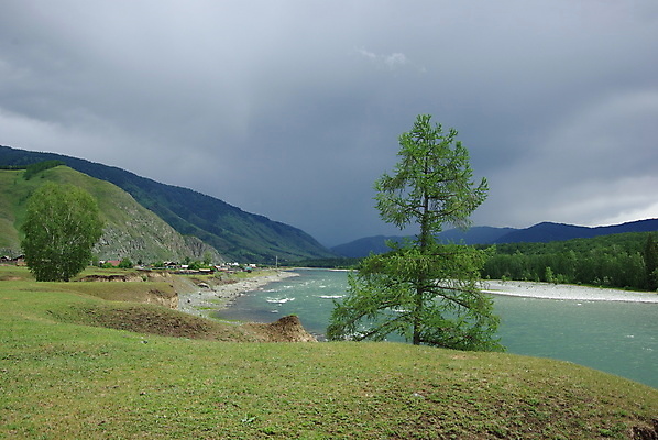 포토 JPG 해외이미지 나무 식물 구름 여행 자연 하늘 산 풍경 사람없음 야외 목재 초록색 물 여름 파란색 강 태양 뷰티 환경 계곡 침묵 봄 바위 나뭇가지 시골 개울 숲 언덕 장면 침엽수 전나무 내추럴 산악지대 린스 삼림지대 생태학 시베리아 전국 절정 해외포토 자연요소 계절 교육 컬러 재료 소리 돌_바위 생태계 파일형식 이미지허브