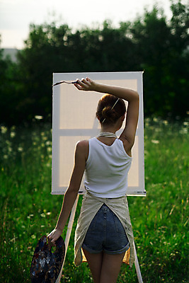 포토 JPG 해외이미지 주간 백인 라이프스타일 여자 자연 갈색머리 미술 한명 들기 상반신 성인 취미 야외 뒷모습 손들기 잡기 붓 그리기 숲 이젤 예술가 캔버스 화가 성인여자한명만 해외포토 자연요소 서양인 직업 1 헤어스타일 뷰포인트 모션 문화예술 사람 생활 미술도구 생태계 여자한명만 성인여자만 파일형식 이미지허브