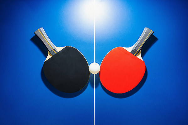 포토 JPG 해외이미지 라이프스타일 선 스포츠 백그라운드 컨셉 2 공 놀이 탁자 기술 실내 그림자 경기 사람없음 목재 빨간색 파란색 빛 운동 검은색 경쟁 장비 도전 게임 흰색 라켓 오브젝트 클럽 박쥐 스포트라이트 챔피언 토너먼트 해외포토 나무 스포츠용품 컬러 가구 재료 포유류 건강 내부 생활 파일형식 이미지허브