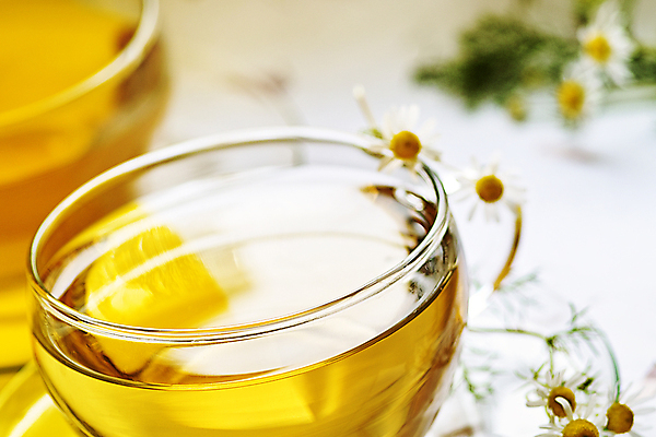 포토 JPG 해외이미지 음료 유리 건강 사람없음 치료 컵 초록색 노란색 벚꽃 허브 캐모마일 해외포토 식물 식기 꽃 컬러 의학 재질 파일형식 이미지허브