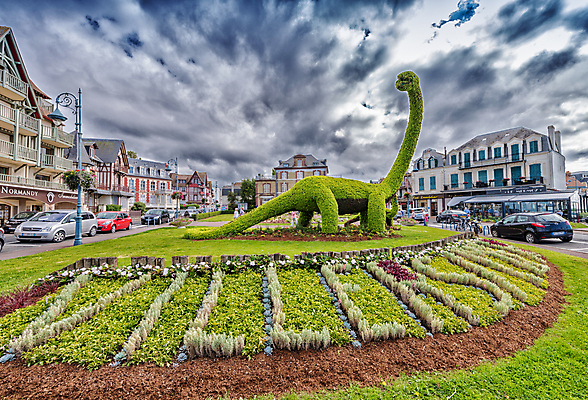 포토 JPG 해외이미지 유럽 여행 건축양식 유리 풍경 사람없음 야외 건물 여름 교회 프랑스 도시 홀 역사 성자 공룡 타운 노르망디 옛날 스타일 해외포토 건축물 계절 건축 나라 종교 종교건축 파충류 재질 공간 파일형식 이미지허브