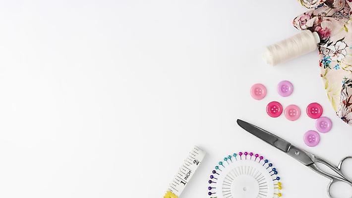 포토 JPG 해외이미지 단추 단추_바느질 실내 줄자 사람없음 하이앵글 바느질도구 흰배경 실타래 옷핀 카피스페이스 해외포토 뷰포인트 백그라운드 자 내부 공백 흰색 오브젝트 파일형식 이미지허브