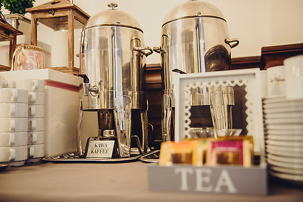 포토 JPG 해외이미지 접시 음료 음식 결혼 유리 탁자 이벤트 사람없음 장식 파티 요식업 식당 식사 저녁식사 낭만 식탁보 흰색 축하 고급 우아함 배열 냅킨 설정 점심식사 접수 정중 해외포토 식기 산업 컬러 가구 컨셉 재질 상점 파일형식 이미지허브