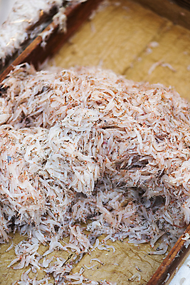 포토 JPG 주간 식재료 풍경 사람없음 야외 나무상자 가득함 담기 재래시장 새우젓 오일장 전통시장 짠맛 모란시장 국내포토 자연요소 전통 모션 상자 시장 맛 젓갈 파일형식