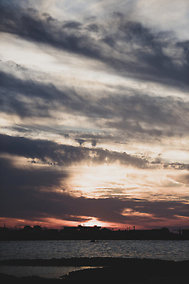 포토 JPG 주간 구름 바다 하늘 풍경 사람없음 야외 태양 제주도 일몰 가을 지평선 협재해수욕장 국내포토 자연요소 계절 한국 노을 해수욕장 파일형식