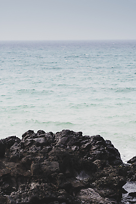 포토 JPG 주간 바다 풍경 사람없음 야외 제주도 가을 바위 협재해수욕장 수평선 국내포토 자연요소 계절 한국 돌_바위 해수욕장 파일형식