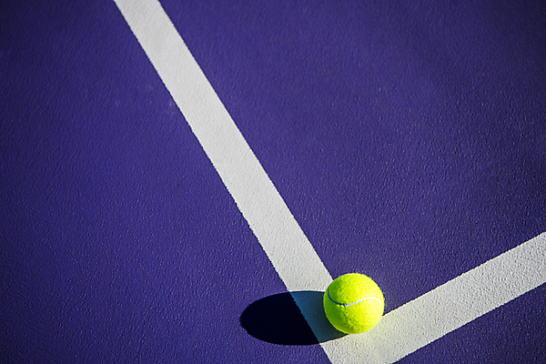 포토 JPG 주간 그림자 사람없음 야외 한개 테니스 테니스용품 테니스장 테니스공 오브젝트 국내포토 자연요소 1 스포츠용품 공 스포츠시설 구기 파일형식